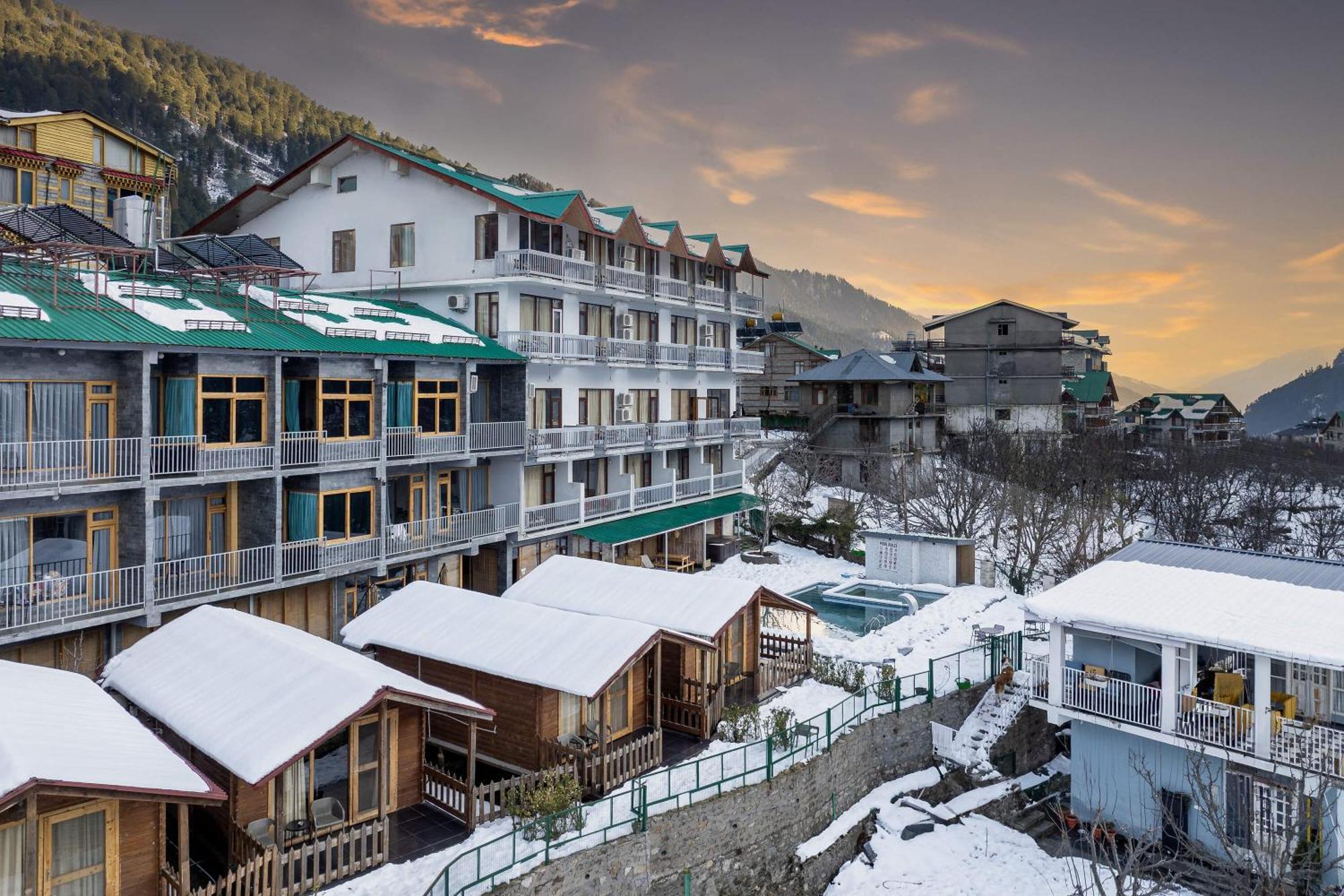 מלון Echor Himalayan Heights Luxe Manali מראה חיצוני תמונה
